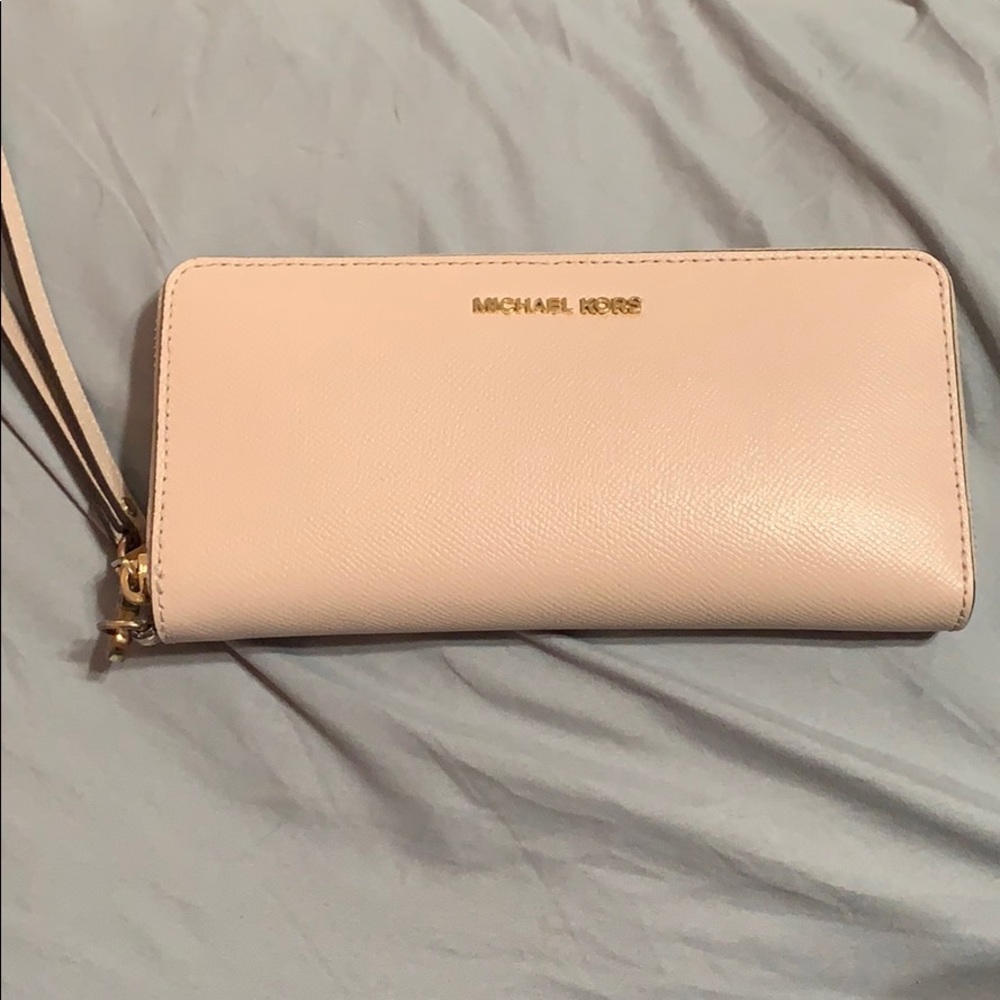 Michael Kors Pink Wallet
